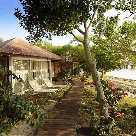 נומיאה Escapade Island Resort מראה חיצוני תמונה