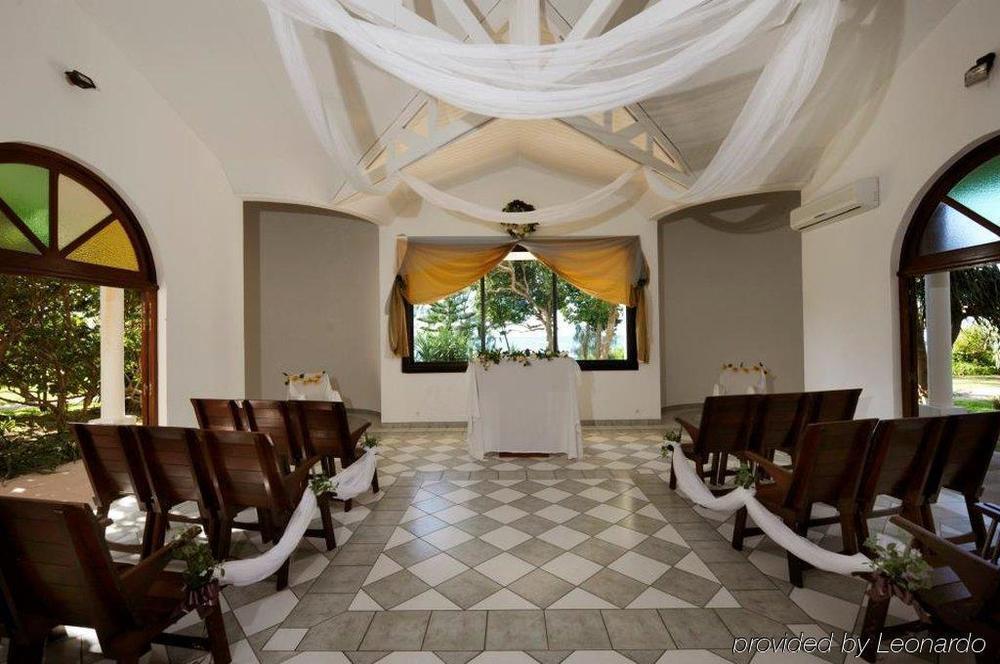 נומיאה Escapade Island Resort מראה חיצוני תמונה