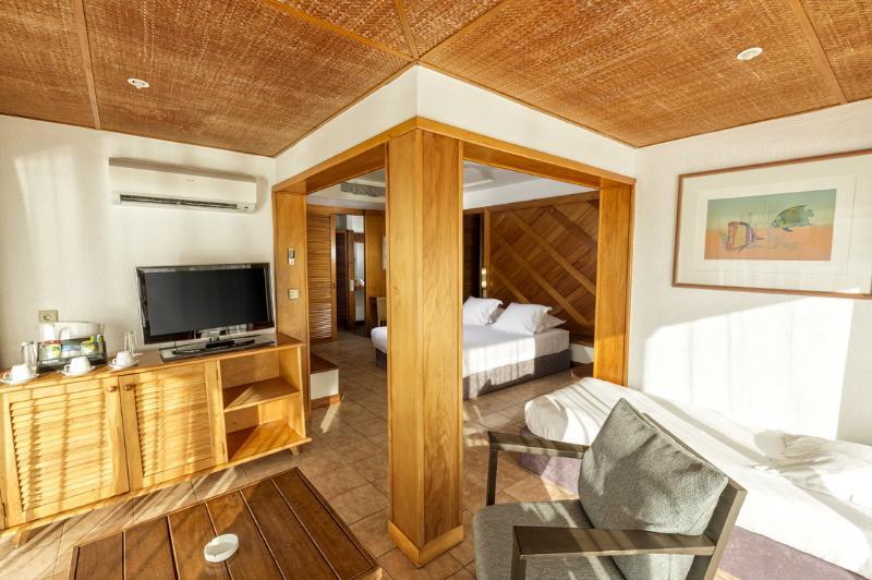 נומיאה Escapade Island Resort מראה חיצוני תמונה
